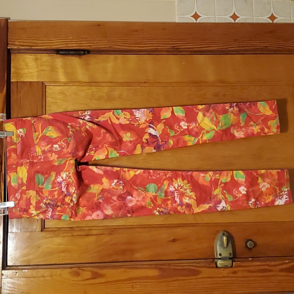 Ralph Lauren Jeans with Floral Pattern Size 25